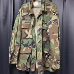 迷彩 ミリタリージャケットのサムネイル