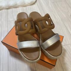HERMES エルメス サンダル 厚底のサムネイル