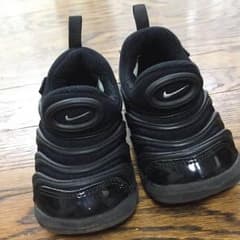 ナイキダイナモフリーのサムネイル