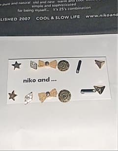新品未使用　nico and ... ピアスセット　〰︎のサムネイル