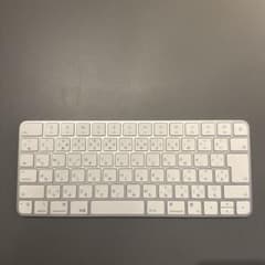 Apple マジックキーボードのサムネイル