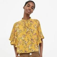 ZARA ザラ 花柄 タイリボン付 フリルブラウス　前開き　トップスのサムネイル