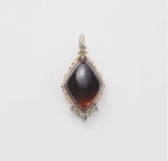 agate アガット　チャーム　アンバー　10K ダイヤモンド　49,500円のサムネイル
