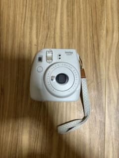 instax mini 9 チェキ　ホワイト　本体のみのサムネイル