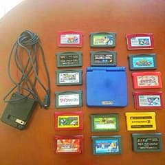 ニンテンドーGAME BOY・充電器・カセット15個・欠けているカセット1個のサムネイル