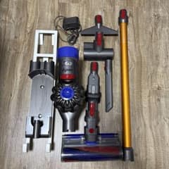 ジャンク】Dyson v8 fluffy extra ダイソン フルセット - メルカリ