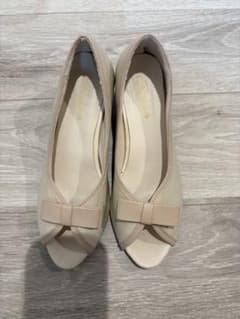 ハイヒールのサムネイル