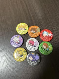 七つの大罪とサンリオぐてたま！缶バッジ 8個セット！のサムネイル