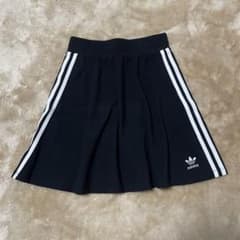 【未使用】adidas Originals ミニスカートのサムネイル