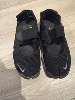 NIKE エアリフト　スニーカー ブラックのサムネイル