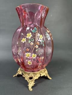 オールドバカラジャポニズム様式エナメル彩木大型花瓶 レッド　真鍮台座 オールドバカラジャポニズム様式エナメル彩木大型花瓶 レッド 真鍮台座