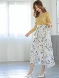 GRL花柄イレヘムフレアスカートのサムネイル
