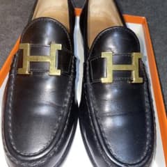HERMES ブラック ローファー22.5のサムネイル