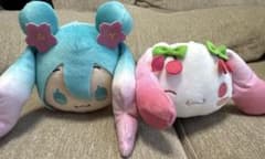 初音ミク×シナモロール　寝そべりぬいぐるみ　桜ver. 桜ミク　シナモン　セット