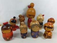 創作こけし　8点まとめ売り　晃常　和泉　翠崕 天然石装飾　伝統工芸品　置物 創作こけし 9点まとめ売り 12.5cm〜27cm 翠崕 伝統工芸品置物 女の子