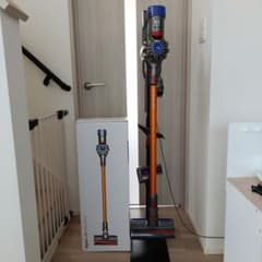 ダイソン Dyson V8 Fluffy Extra アタッチメント5種付き - メルカリ