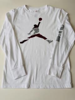 Jordan ジャンプマンロゴ Tシャツ 10-12歳　美品2回着用のみのサムネイル
