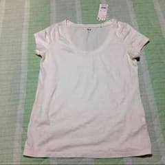 ユニクロ プレミアムコットンTシャツのサムネイル
