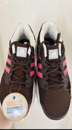 adidasシューズ新品未使用のサムネイル