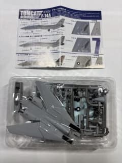 エフトイズ トムキャットメモリーズ F-14A ジョリーロジャースのサムネイル