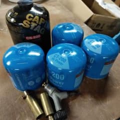 CAMPINGAZ CT-200 Hi-Power ガス缶 4個セット おまけのサムネイル