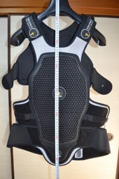 エクストリームハーネス・アドベンチャー バイク用フルアッパーボディプロテクターのサムネイル