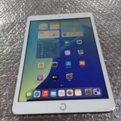 iPad 第7世代 NW752J/A 一部割れあり　管理ナンバー2933 iPad 第7世代 MW752J/A 右下割れあり 管理ナンバー3425 - メルカリ