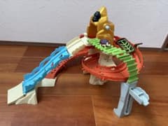 アニア キングゴールドマウンテン ミニカー おもちゃのサムネイル