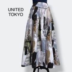 UNITED TOKYO ストーメントアートスカート　フレアスカート　ロング UNITED TOKYO ストーメントアートスカート フレアスカート ロング