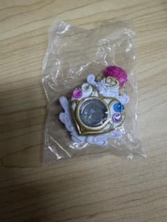 プリキュアオールスターズ　ミニチュアライトセレクション　変身ブローチのサムネイル