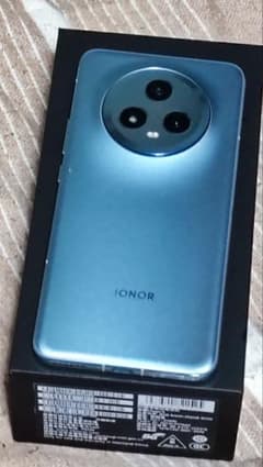 大陸版SIMフリー　Honor magic5 中古使用僅少のサムネイル