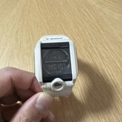 G-SHOCK ホワイト デジタル腕時計のサムネイル