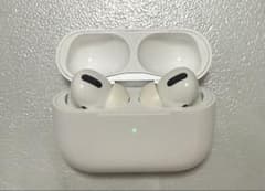Apple AirPods Pro 本体 イヤフォン両耳＋ケース　箱付きのサムネイル