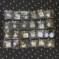 ちいかわ アクリルキーホルダー まとめ売りのサムネイル