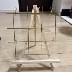 小型イーゼル クリップ付き 木製のサムネイル