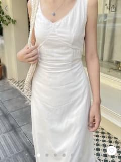 【Brandy Melville】Arianna Dress（日本未入荷）のサムネイル