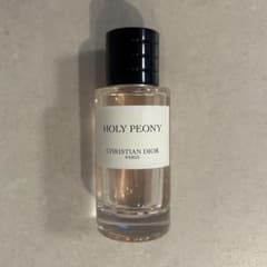 CHRISTIAN DIOR HOLY PEONY 香水 40ml - メルカリ