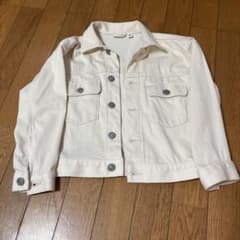 UNIQLO ジャケット ホワイト 120cmのサムネイル