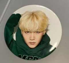 BTS  SUGA 109缶バッジのサムネイル