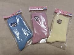 ちいかわ 刺繍クルーソックス 3足セットのサムネイル