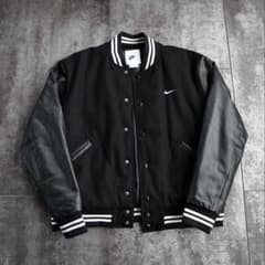 NIKE 袖レザー スタジャン バーシティジャケット ブラック L - メルカリ