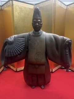伝統的な日本の銅製彫刻　翁　鋳銅　秀山　縁起物 秀山」銘 銅製 高さ(約)32cm 重量(約)5kg◇◇置物 縁起物 翁 在銘