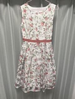 Tocco closet ノースリーブワンピースのサムネイル