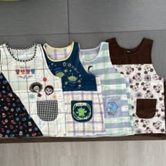 保育士エプロン　ディズニー　4枚まとめ売りのサムネイル