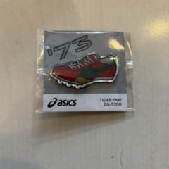 asics 핀 배지