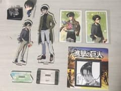 進撃の巨人 リヴァイ 6点セットのサムネイル