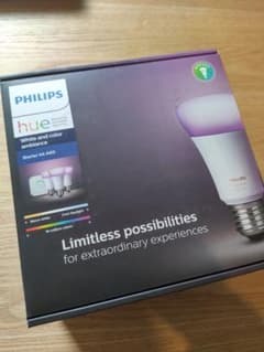 Philips Hue スターターセット LEDライト3個+ブリッジ1個のサムネイル