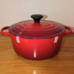 LE CREUSET シグニチャー ココットロンド 20cm チェリーレッド - メルカリ