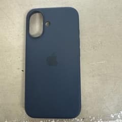 Apple純正 iPhone16 SiliconeCaseのサムネイル