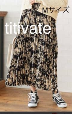 たか様　専用　titivate  プリーツロングスカートのサムネイル